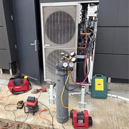 Термопомпа TDM 16 kW — тестове под налягане с азот
